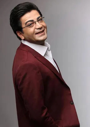 فرزاد حسنی