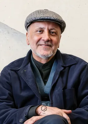 عماد افروغ