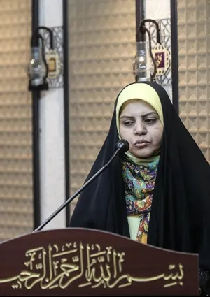 سمیه مؤمنی
