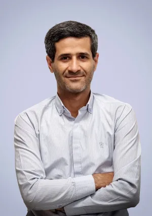 سیاوش صلواتیان