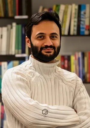 کمیل خجسته باقرزاده