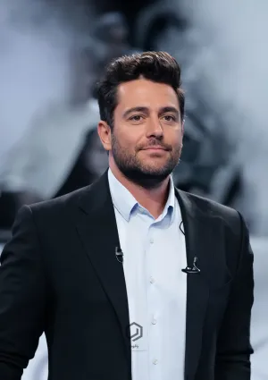 محمدرضا گلزار
