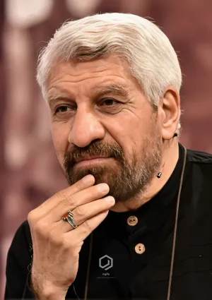 صادق آهنگران