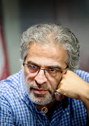 اکبر نبوی