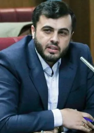 مهرداد عجم