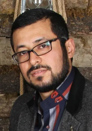 مظاهر کثیری‌نژاد