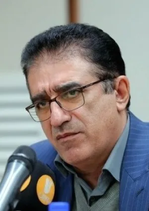 قادر آشنا