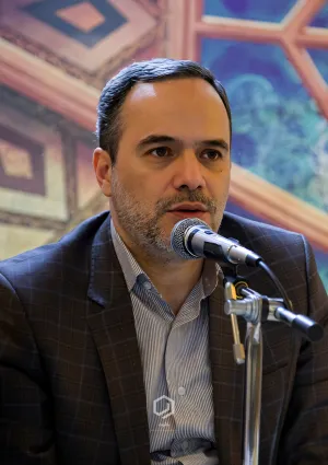 شهریار پرهیزگار