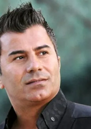 جمشید مقدم