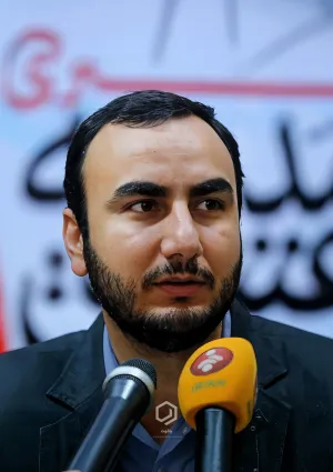 احمد مداحی