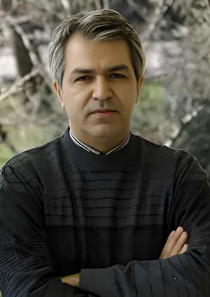 اکبر منتجبی