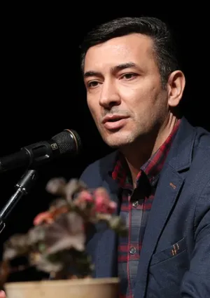 ساسان ناطق