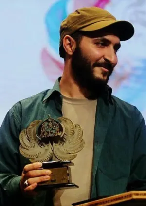 محسن اردستانی