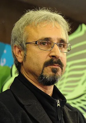 فریدون حسن‌پور