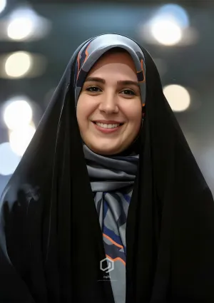نازنین پیرکاری