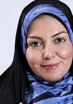 آزاده نامداری
