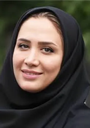 سارا روستاپور