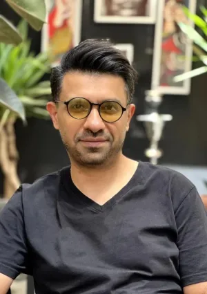 بابک افرا
